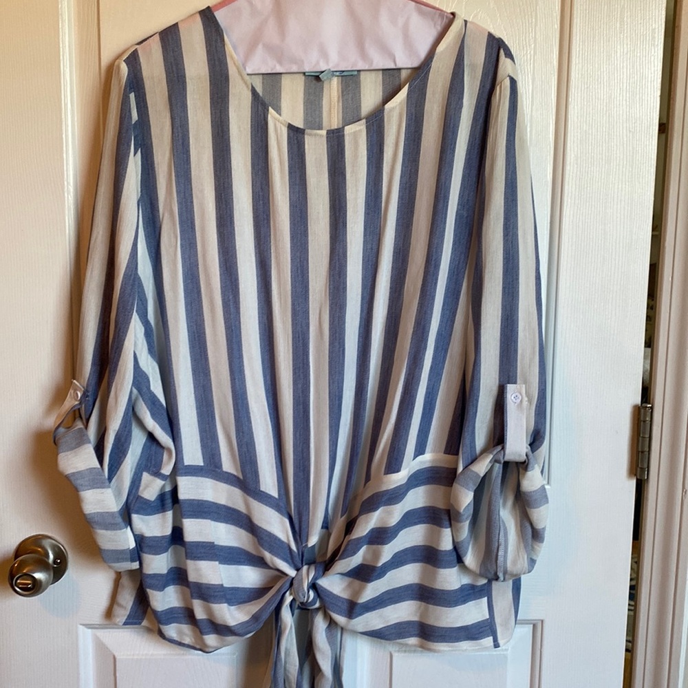 Boutique (She+Sky) Chambray & soft white striped top - 2X